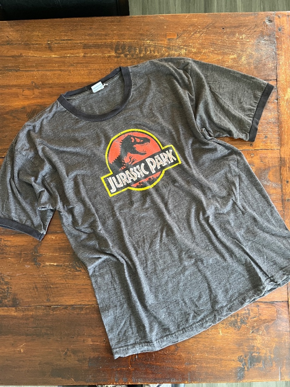 Vintage 90s Universal Studios Jurassic Park Graphic Logo Ringer T-Shirt L
